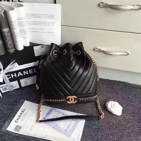 is the chanel boy bag heavy|chanel le boy bag yupoo.